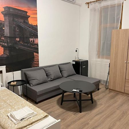 Mano Guesthouse Budapest Eksteriør billede