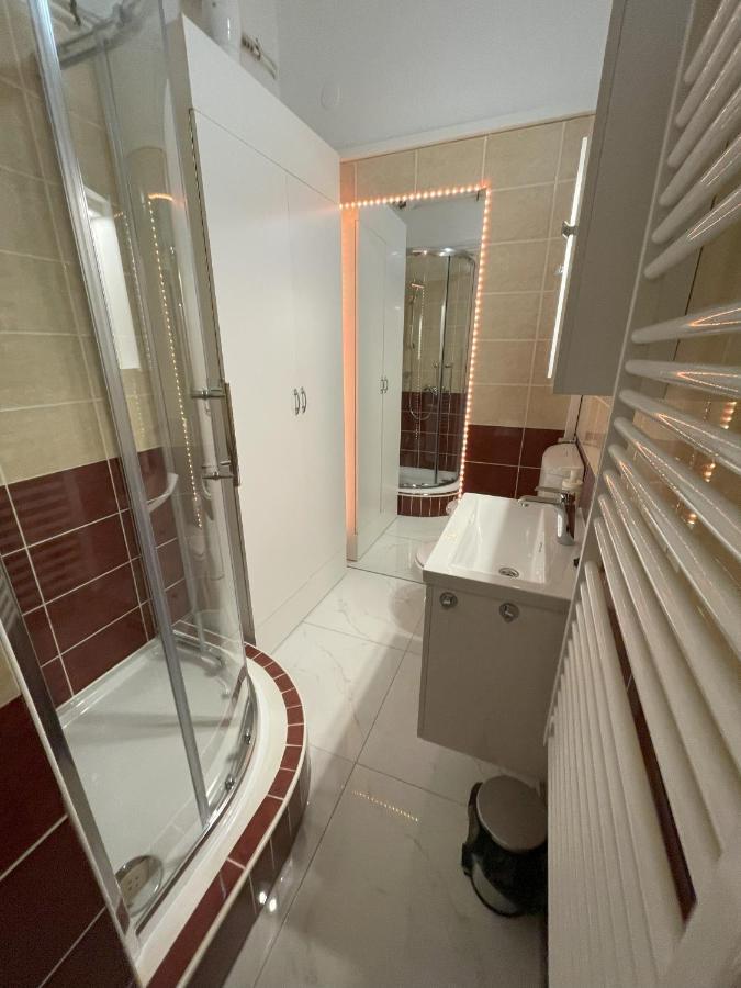 Mano Guesthouse Budapest Eksteriør billede